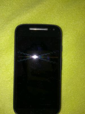 Celular Motorola, usado