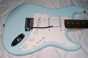 Squier by Fender Nueva