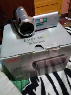 Vendo filmadora JVC