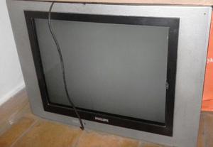 Vendo o permuto televisor