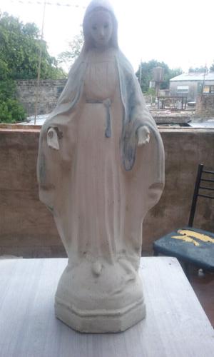 Virgen de cemento de 70cm