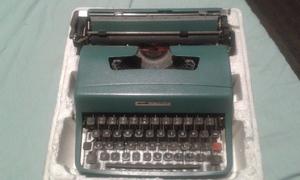 maquina de escribir olivetti