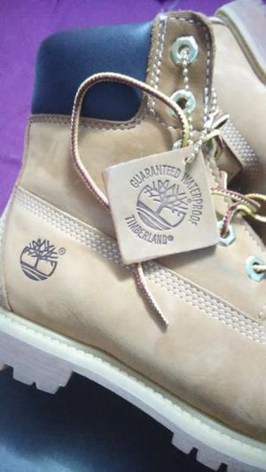 Borcegos Timberland waterproof mujer