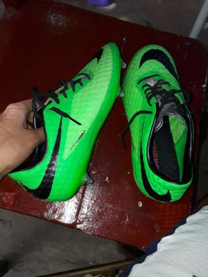 Botines nike hypervenom 