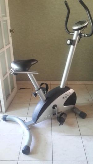 Oportunidad única !! Vendo bici fija $