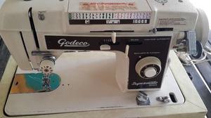 Maquina de coser kenmore