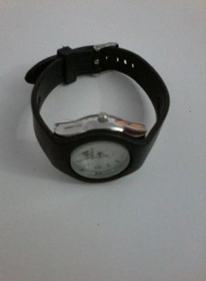 RELOJ MARCA ADIDAS