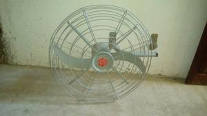 Vendo ventilador tipo industrial