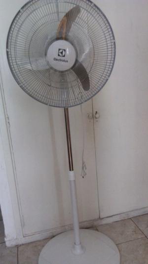 Ventilador de pie