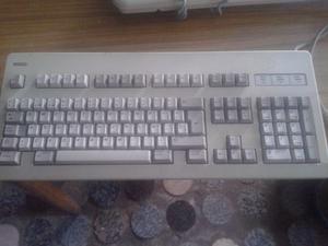 vendo teclado antiguo marca NCR funcionando