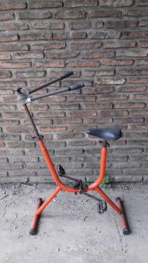 Bicicleta fija antigua