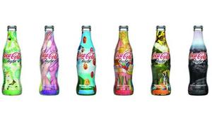 Colección Artistas Plásticos. Coca Cola Light. 6 Botellas
