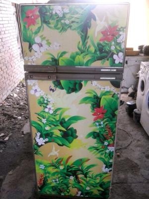 Heladera con freezer.
