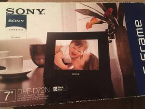 Porta Retrato Digital Sony 7 Dpf-d72n