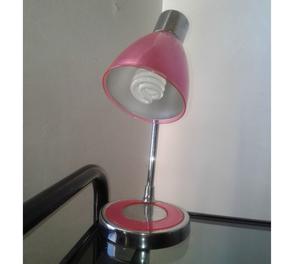 Velador flexible color rosa y lampara de escritorio articula