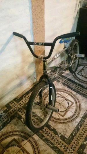 Vendo o Permuto BMX rodado 20