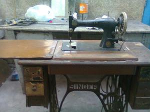 Antigua maquina de coser SINGER para restaurar 