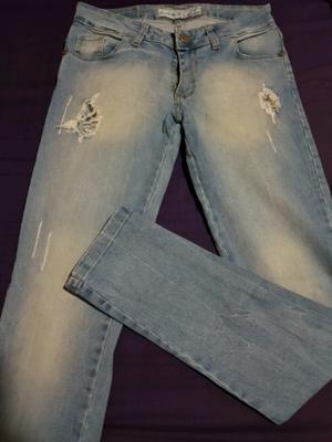 Jeans c/ roturas
