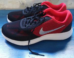 Nike Running Revolution 3 - Talle 44