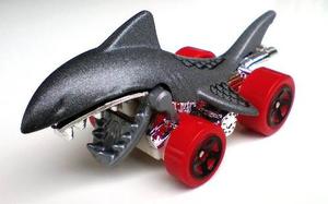 Tiburon Mandibulas Asesinas Shark Hot Wheels Solo Envios