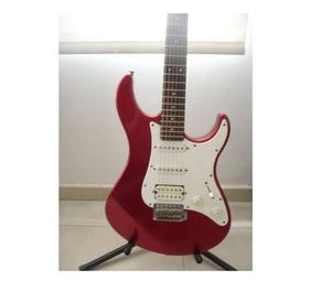 ▲ ▲ VENDO Guitarra Yamaha Pacifica 012 Stratocaster ▲