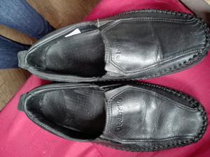 Vendo zapatos colegiales usados