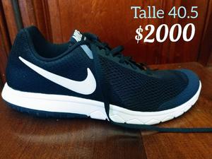 Zapatillas Nike ORIGINALES Y NUEVAS. Talle 40,5