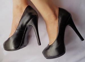 Zapatos Stilettos Cuero Color Negro 36