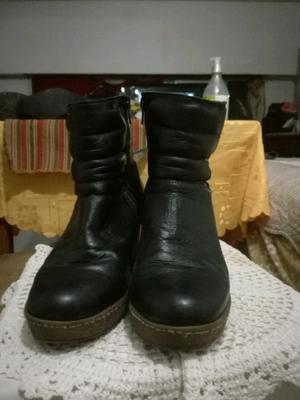 Botas usadas talle 37