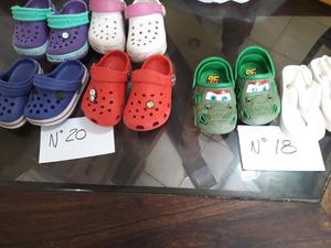 Pack de 5 crocs y ojotas para niños