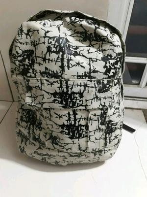 Mochilas nuevas unisex