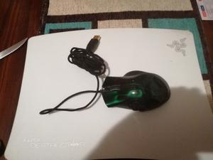 Mouse Razer naga hex green + pad razer destructor