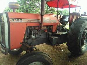 Tractor MASSEY FERGUSON 