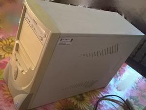 Vendo PC Pentium 4