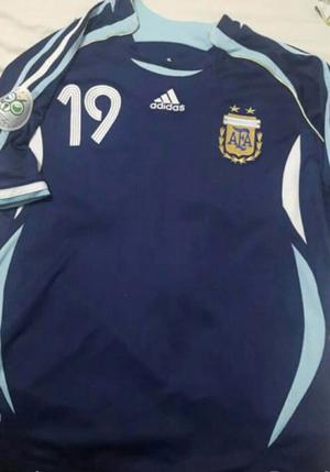 ADIDAS ARGENTINA MUNDIAL  TALLE L