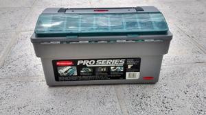 Caja de pesca RUBBERMAID