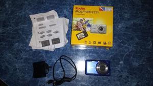 Camara digital Kodak FZ51 Mas Memoria Kingston SDHC 8 Gb