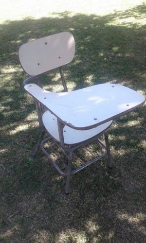 Sillas tipo escolar 4 sillas por $500