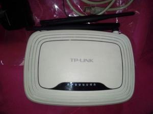 Router inalámbrico N 300Mbps TL-WR841ND