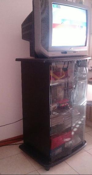 Televisor pantalla plana (JVC) + mueble