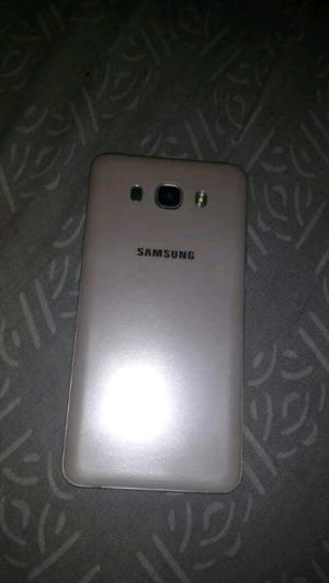 Vendo Samsung j7 mod 