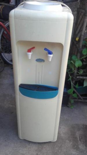 Dispenser de agua fria / caliente