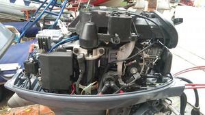 Vendo motor 40 hp yamaha pata larga