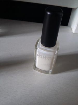 Esmalte de uñas Blanco número 204 de Kiko Cosmetics