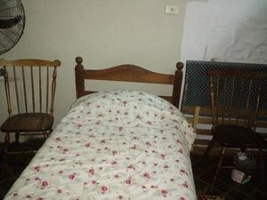 Cama de algarrobo 1 1/2 plaza nueva