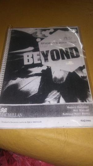 Libro beyond A2 student book pack Premiun ed macmillan