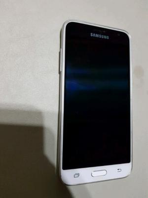 Samsung Galaxy J3 Display Roto