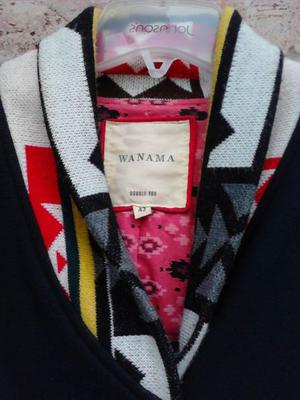 VENDO SAQUITO “WANAMA”, TALLE 42, NEGRO CON DETALLE DEL