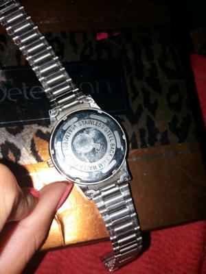 Vendo o permutó reloj Phillips impecable