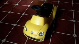 Autito Volkswagen amarillo, como nuevo!!!